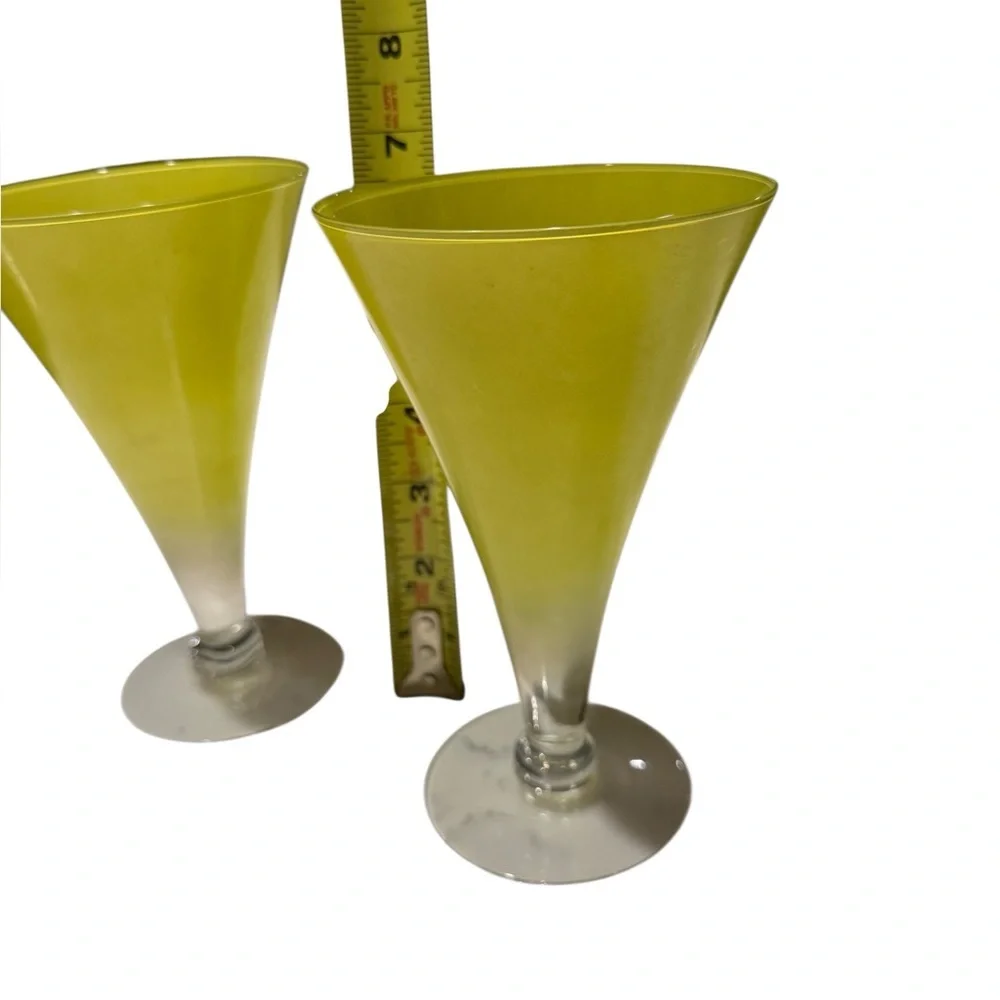 Lemon Yellow Ombre Conical Beer Martini Glasses Art Glass. Vintage Set of 2